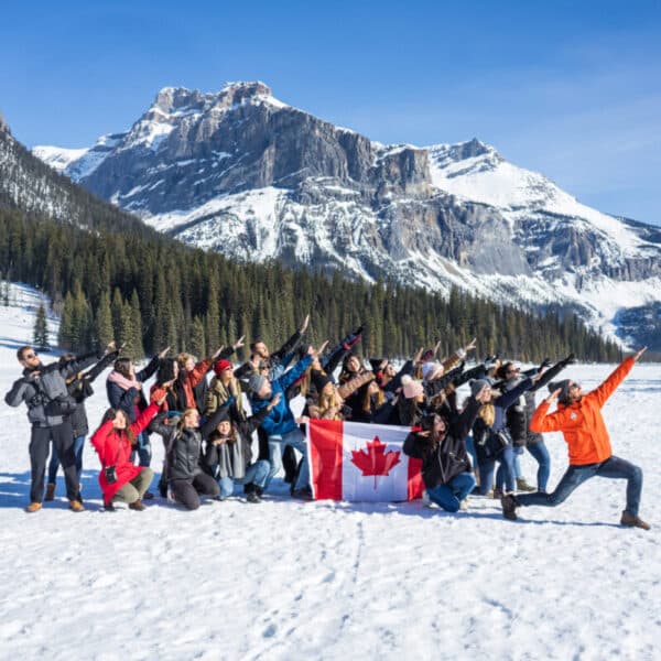https://www.discovercanadatours.com/wp-content/uploads/2022/05/LisanneSmeele-RockiesWinter-4-scaled-e1657645936107-600x600.jpg