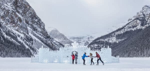 https://www.discovercanadatours.com/wp-content/uploads/2022/05/©TravelAlberta-GerardYunker-LakeLouise-IceSkating-600x283.jpg