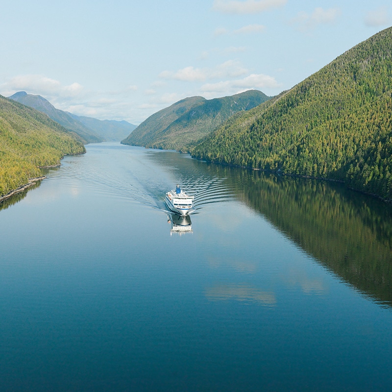 https://www.discovercanadatours.com/wp-content/uploads/2022/06/BCFerries-©KentKallberg-InsidePassage_Edits_1_of_3_.jpg