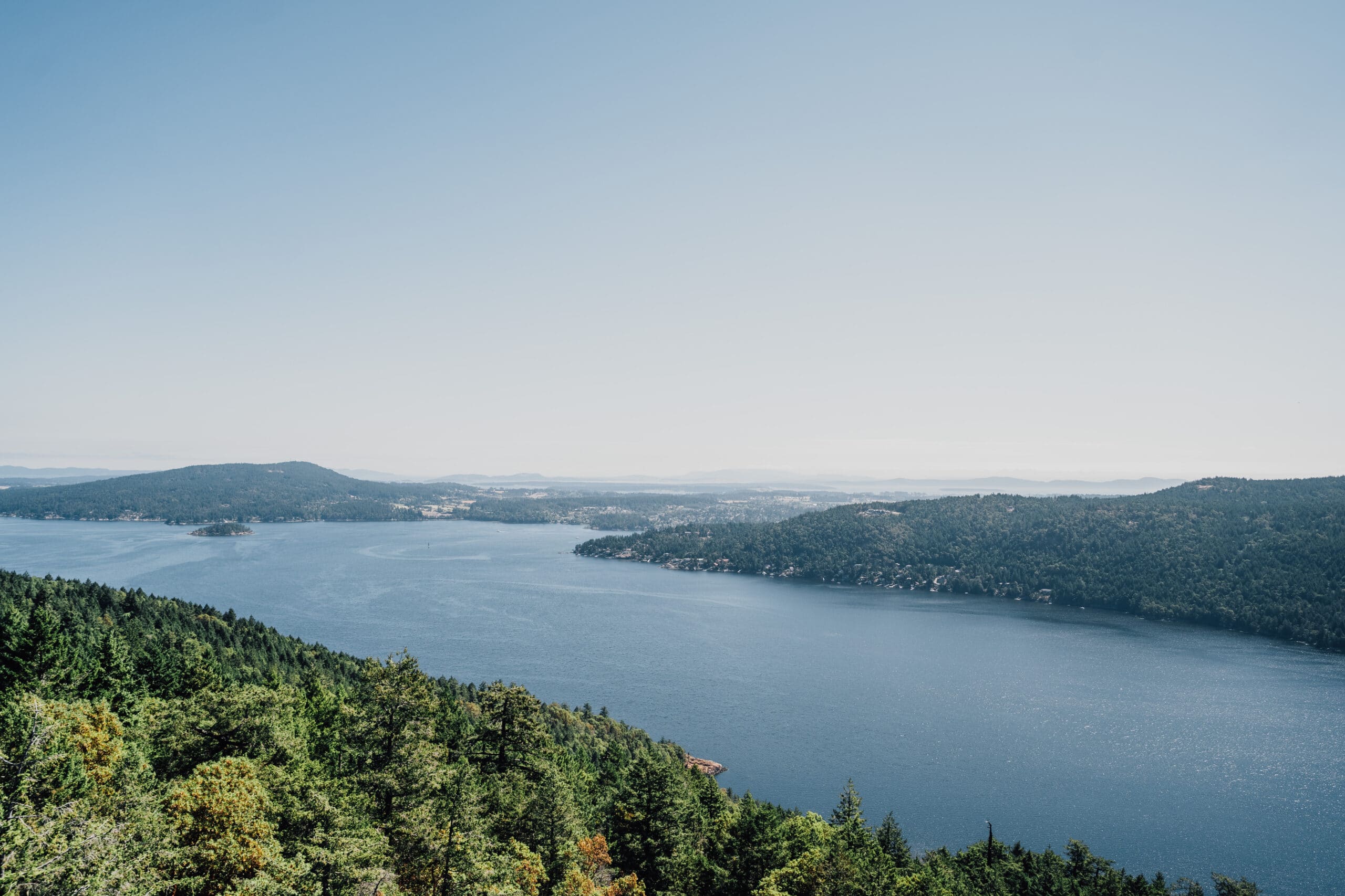 https://www.discovercanadatours.com/wp-content/uploads/2022/07/Lookout_ViewFromTowerJuly001-scaled.jpg
