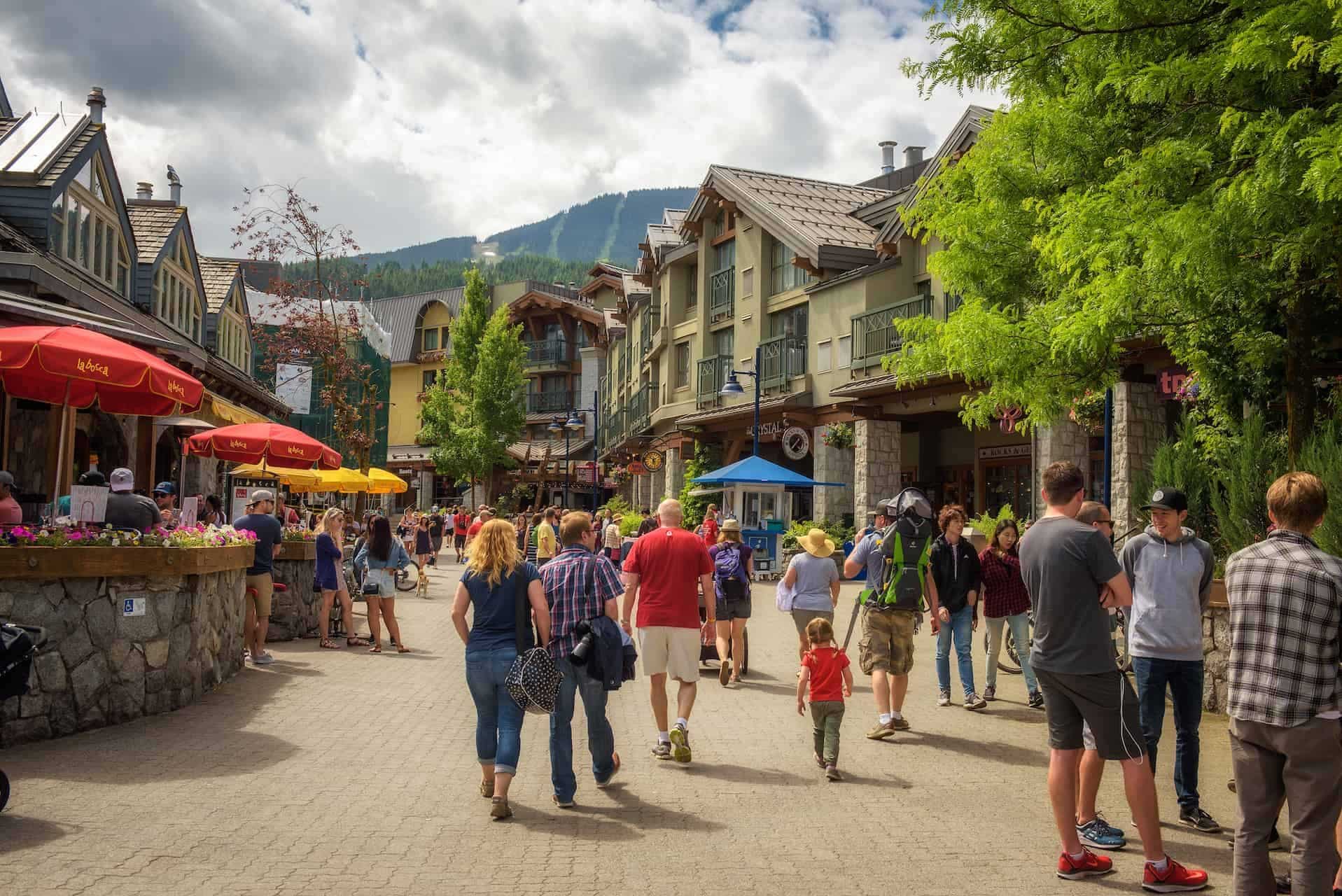 https://www.discovercanadatours.com/wp-content/uploads/2022/07/RDVTour_Whistler5-e1657833496250.jpg