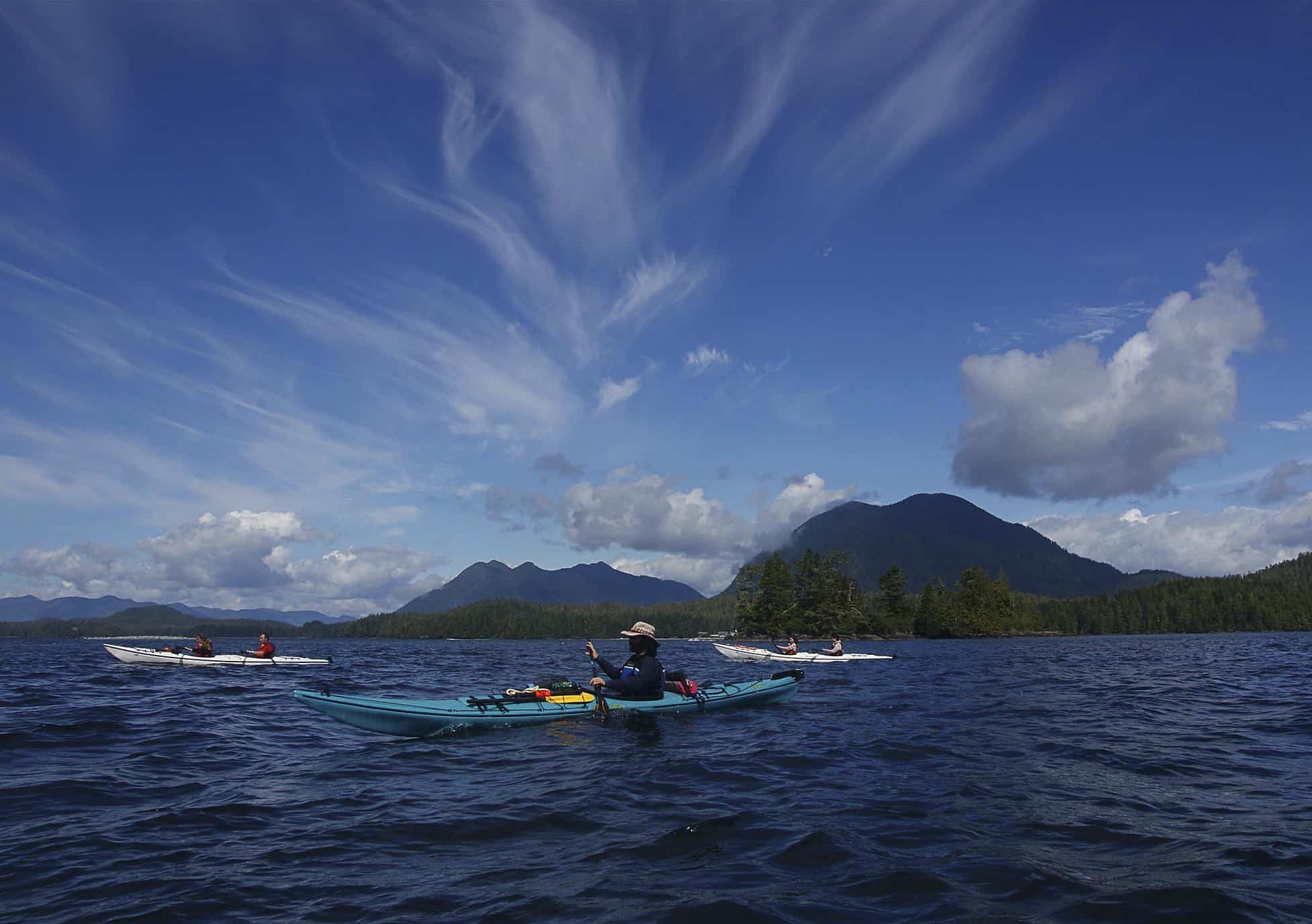 https://www.discovercanadatours.com/wp-content/uploads/2022/10/Kayaking-Tofino.jpg