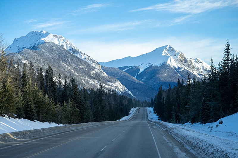 Best Places To Visit In Canada Over The Winter and Holidays - Discover ...