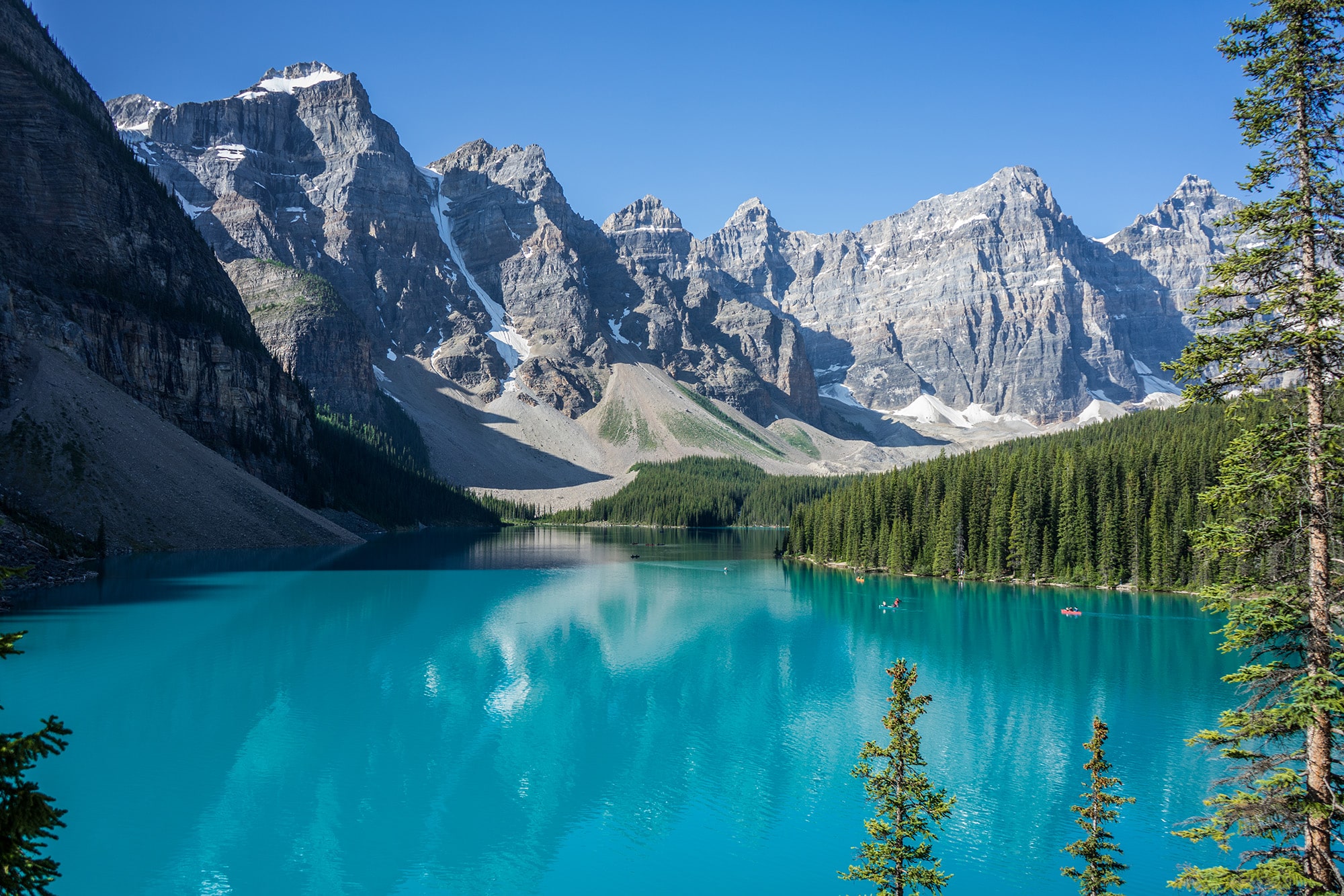 mk48-canada-lake-louise-green-water-nature 