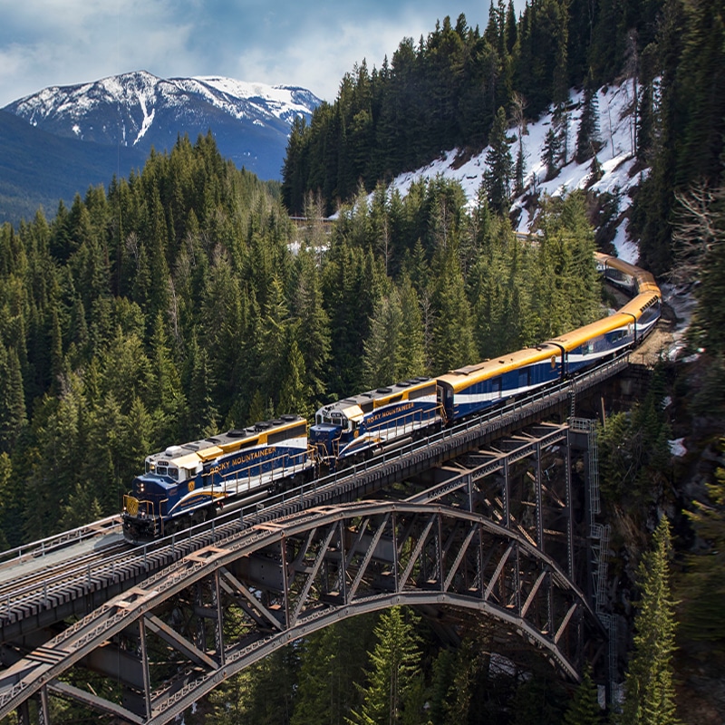 Rocky Mountaineer Train Package Vancouver to Banff