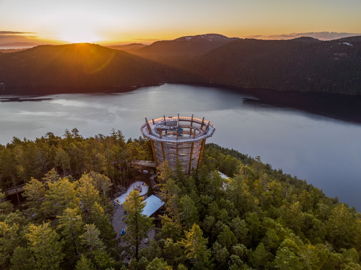 https://www.discovercanadatours.com/wp-content/uploads/2023/05/MSW-Sunrise©Malahat_Skywalk_72.jpg