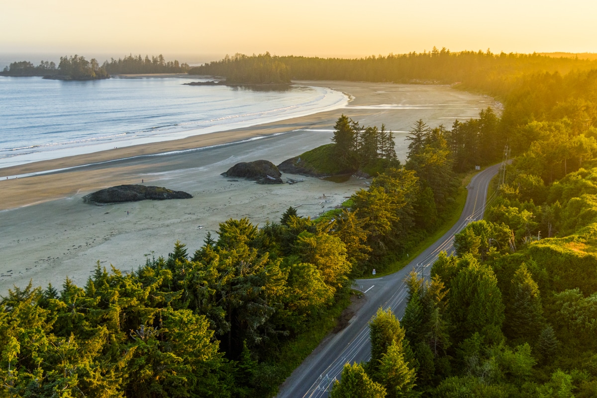 https://www.discovercanadatours.com/wp-content/uploads/2023/05/Pacific-Rim-National-Park-HWY-4-©Destination-BC-Yuri-Choufour_72.jpg