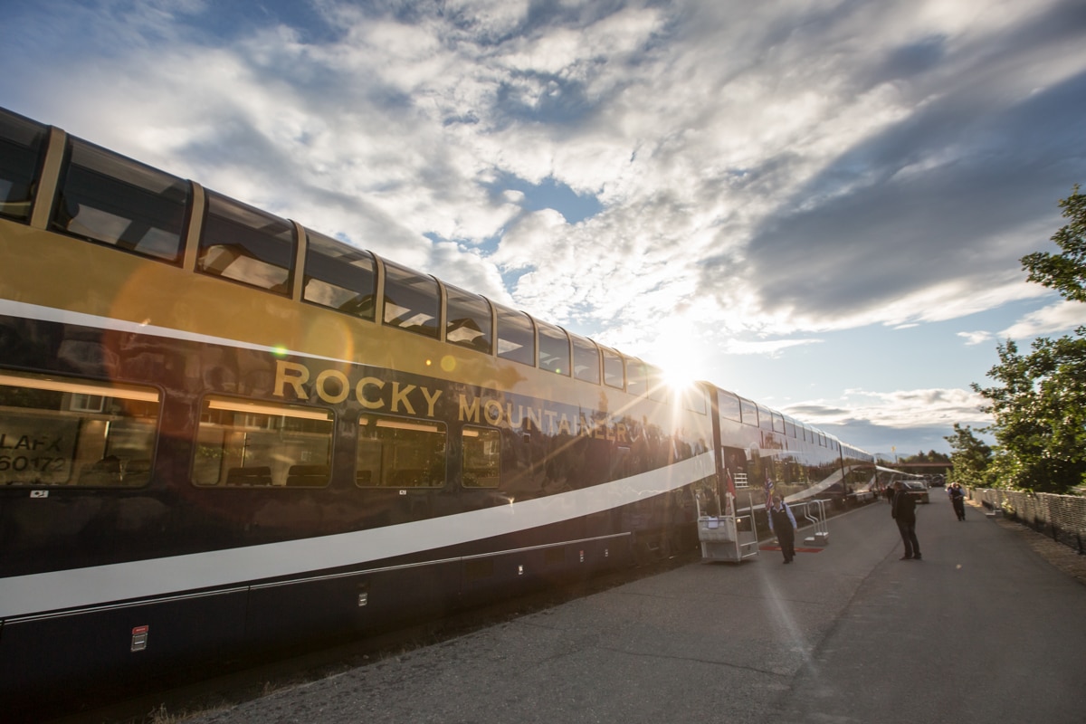 https://www.discovercanadatours.com/wp-content/uploads/2023/05/RM_FPW_Train_Station_NH_2016©Rocky-Mountaineer_72-2.jpg