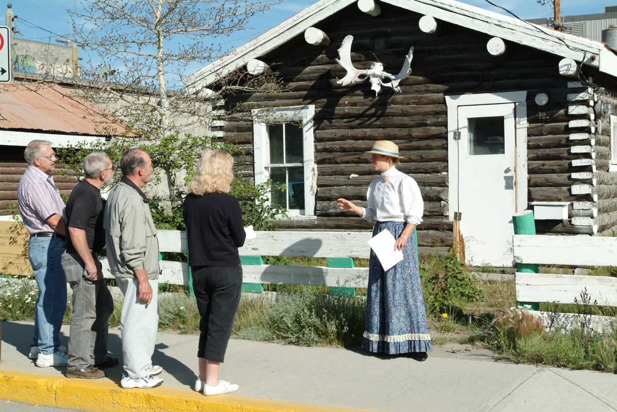 https://www.discovercanadatours.com/wp-content/uploads/2023/05/Whitehorse-Tour-©Government-of-Yukon_72.jpg