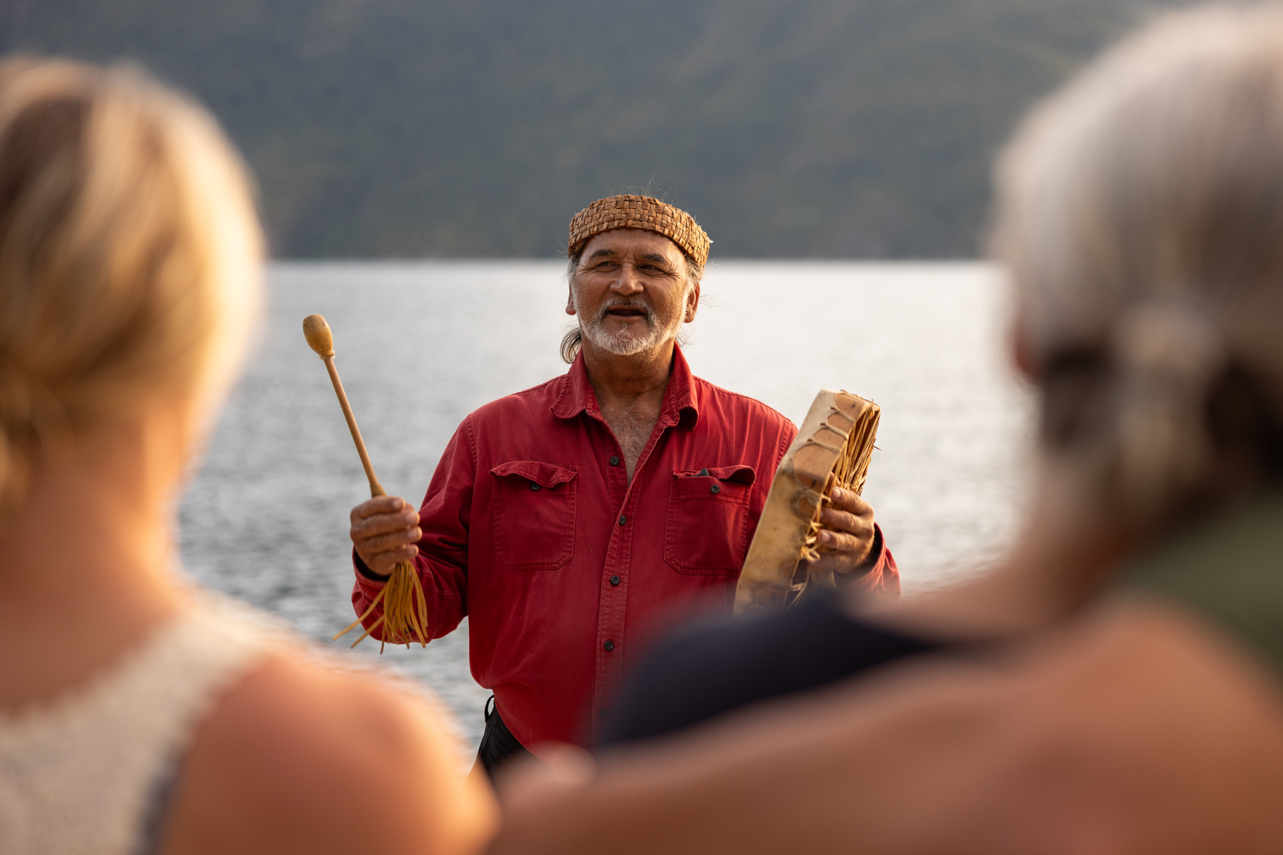 https://www.discovercanadatours.com/wp-content/uploads/2025/05/Cultural-immersion-©Klahoose-Wilderness-Resort.jpg