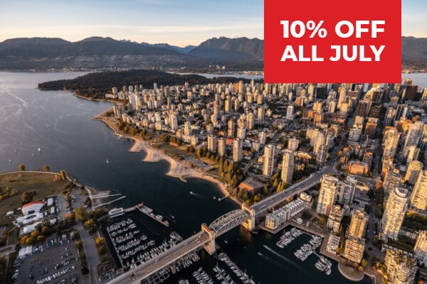https://www.discovercanadatours.com/wp-content/uploads/2025/07/©DestinationVancouver-AlbertNormandin-VancouverView-10OFF-600x420-1.jpg