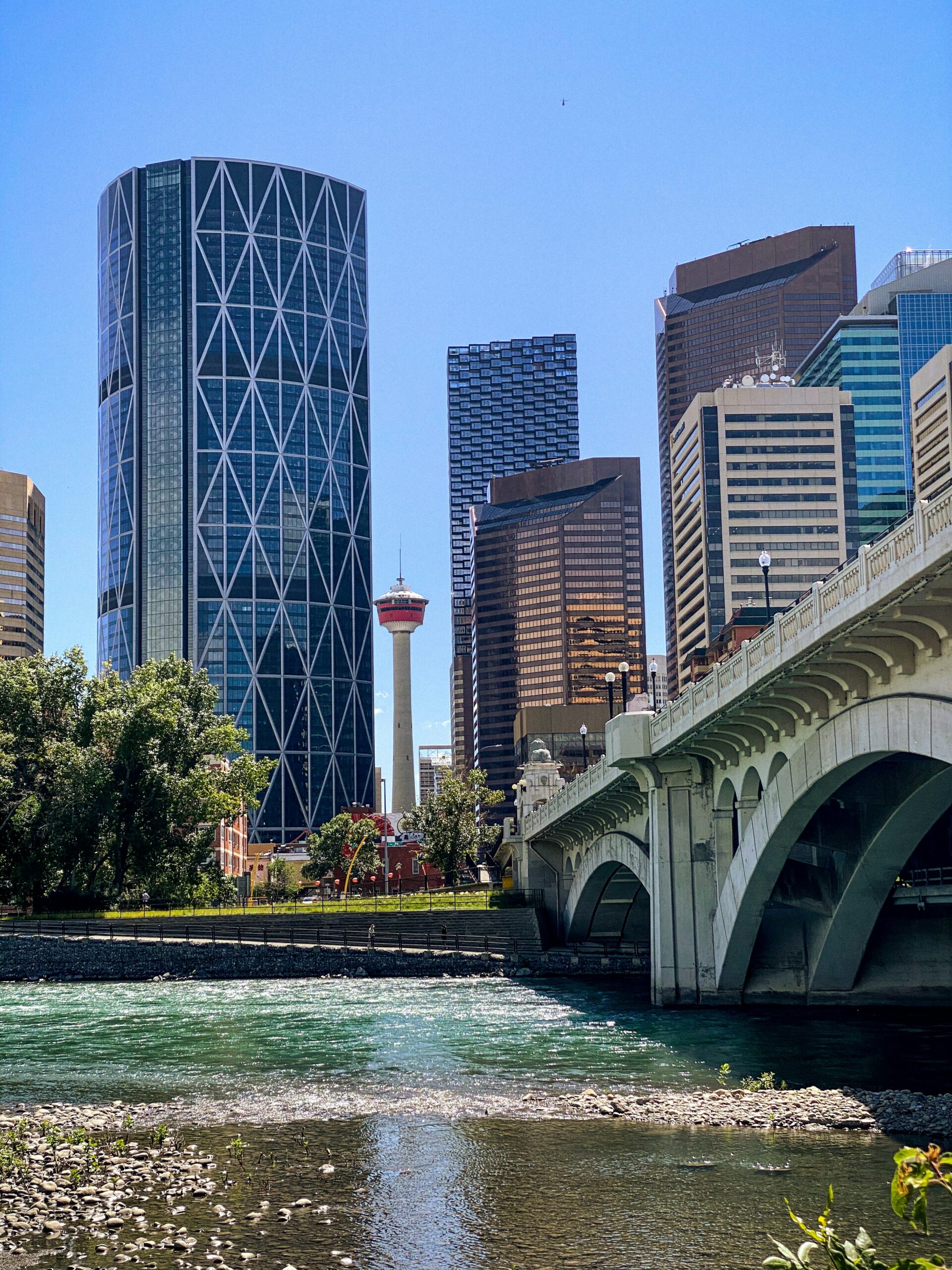 https://www.discovercanadatours.com/wp-content/uploads/2025/07/©nataliia-kvitovska-unsplash-Calgary-scaled.jpg